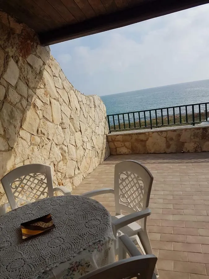 Casa Fronte Mare Puro Relax Villa Cava d'Aliga 0*,