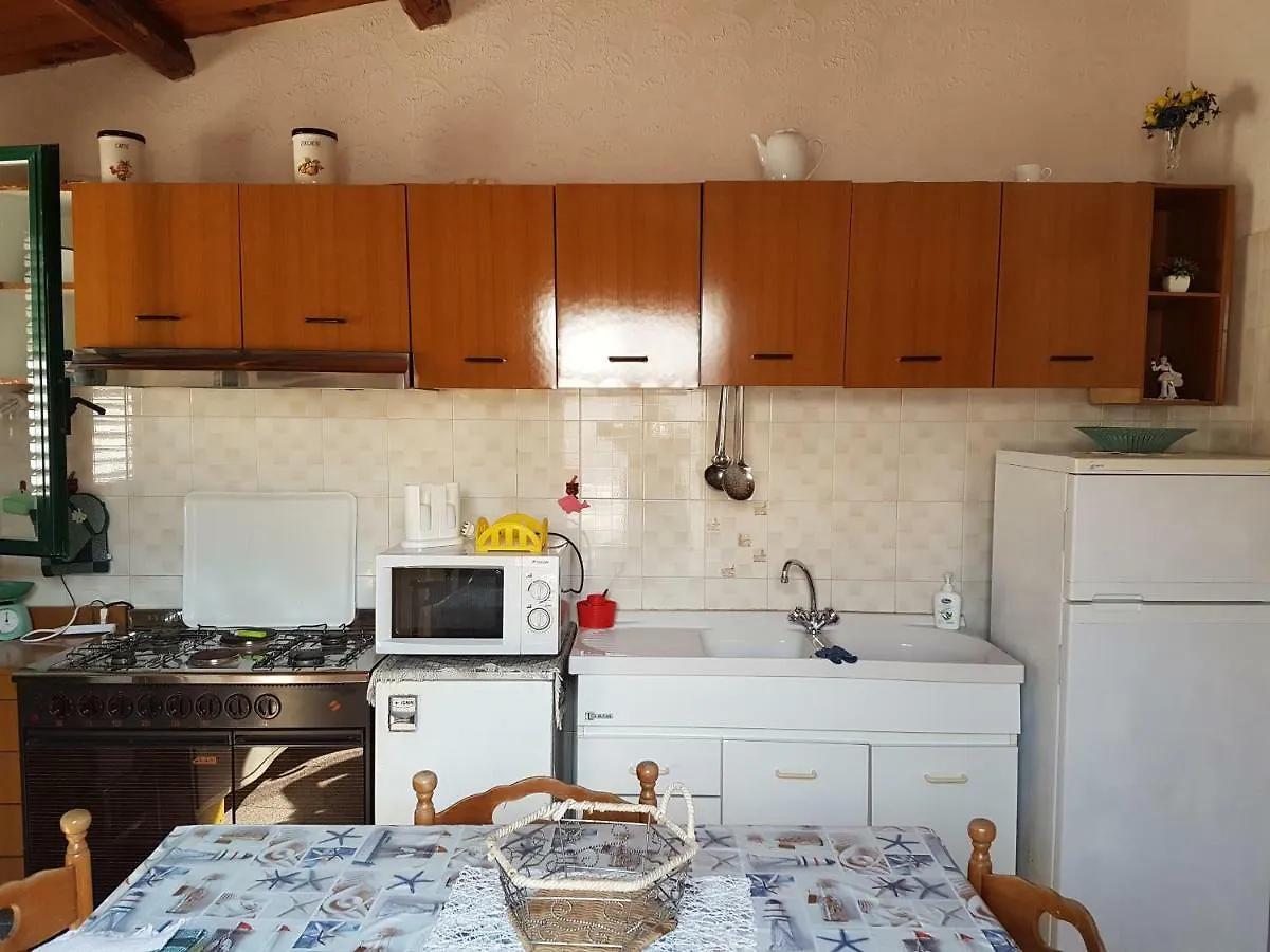 Holiday home Casa Fronte Mare Puro Relax Villa Cava d'Aliga Italy